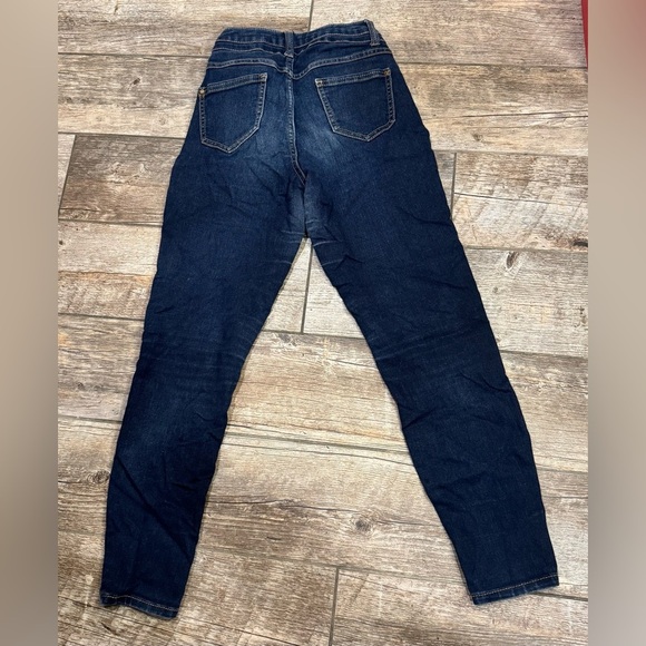 Jeans​ - Picture 3 of 11